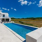 别墅 Julia By Interhome Barban