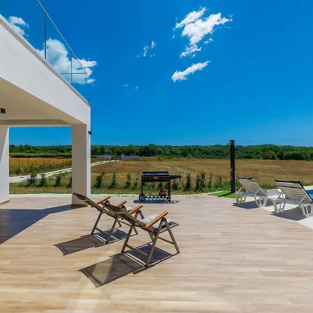 Villa Julia By Interhome Barban
