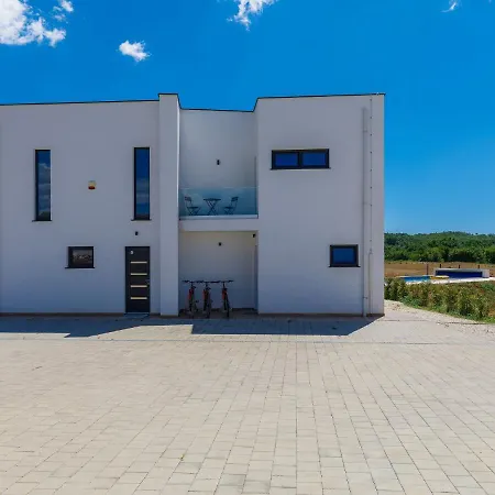 Julia By Interhome *