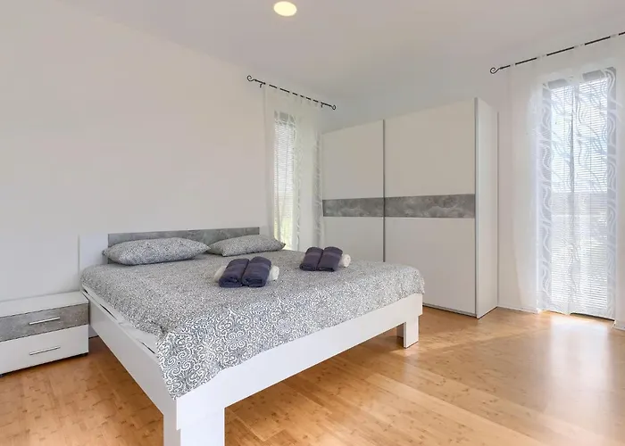 Villa Julia By Interhome Barban