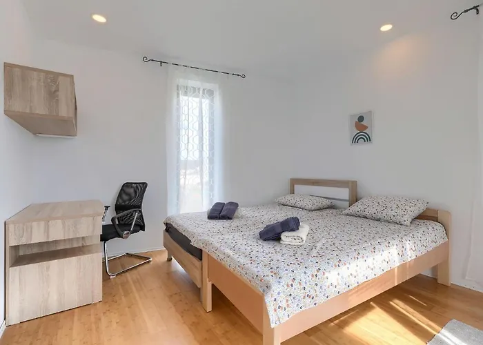 Julia By Interhome Villa Barban