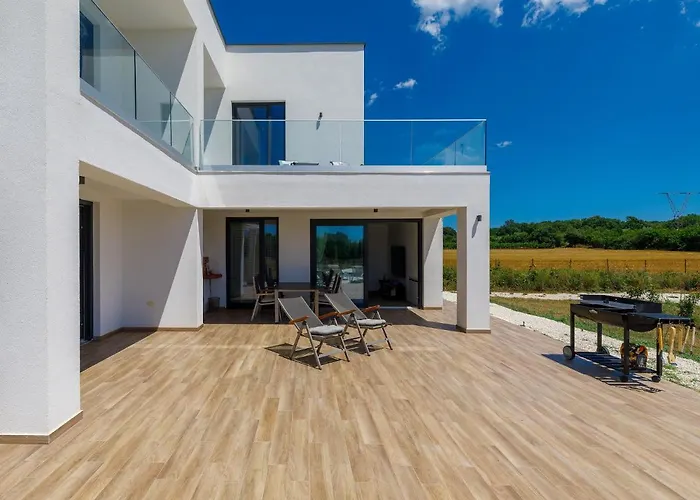 Julia By Interhome *