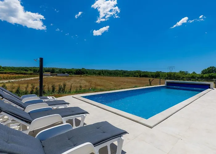 Julia By Interhome Barban