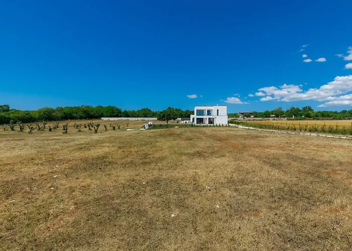 Villa Julia By Interhome
